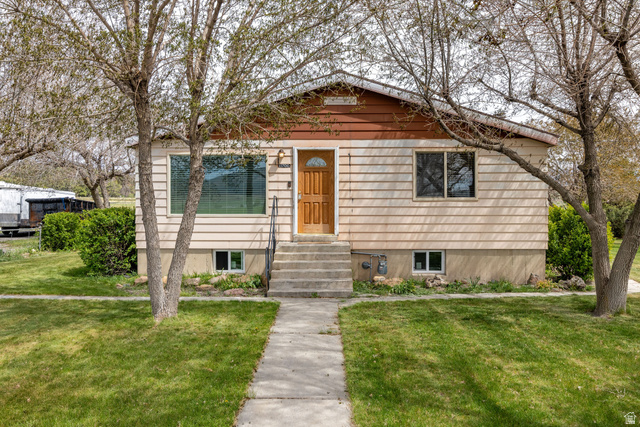 11700 N 9200 W
                     MLS #2152592