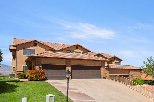 Main photo for 579 N Ridgecrest Cir