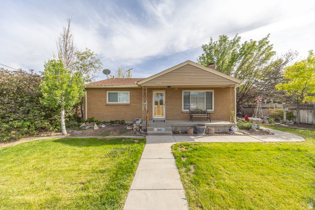 1887 W MYERS LN, Riverton UT 84065