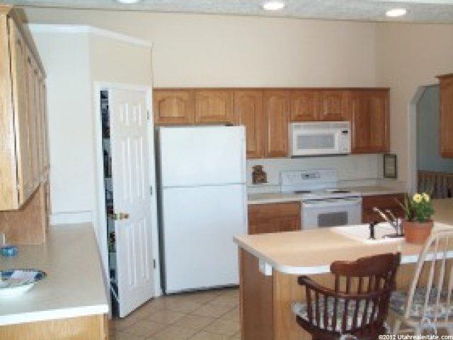 225 E 200 N, Millville, UT 84326 — photo 7