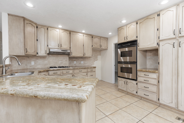 592 N Dusk Dr
                     MLS #2152738