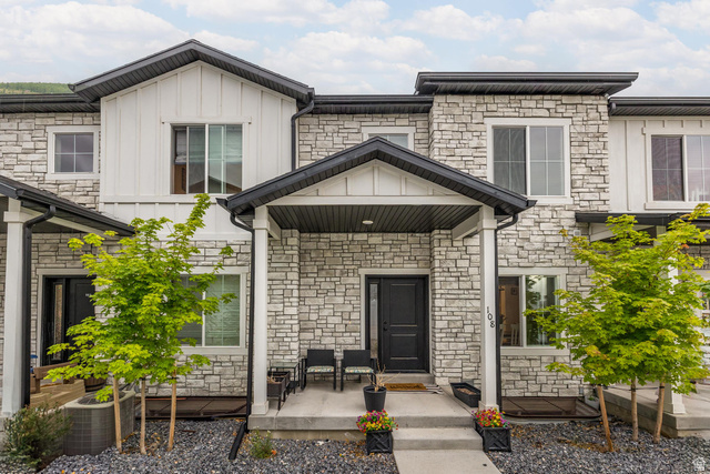 1161 N 550 W
                     MLS #2152775