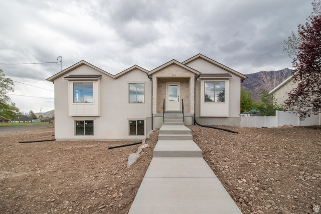 95 W 200 S
                     MLS #2152801