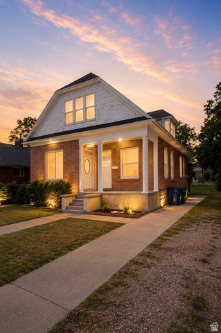3048  Ogden Ave
                     MLS #2152829