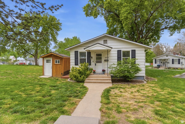 3855 GRANDVIEW DR, Ogden UT 84403