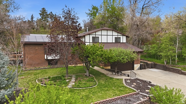 2555 E 2050 N
                     MLS #2152887