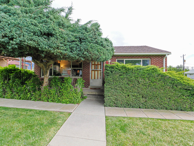 610 E 150 S, Kaysville UT 84037