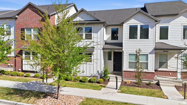 4544 W WATCHMEN WAY #1414, Herriman UT 84096
