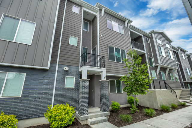 Main photo for 15077 S Halter Way