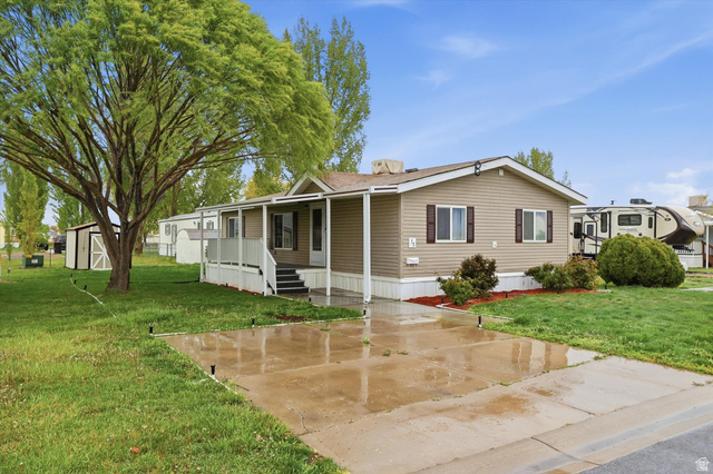 Main photo for 900 W Main St #75