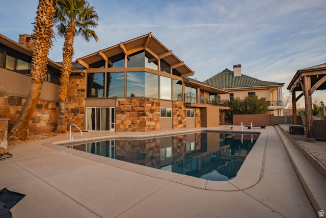 980  Cactus Cir
                     MLS #2153033