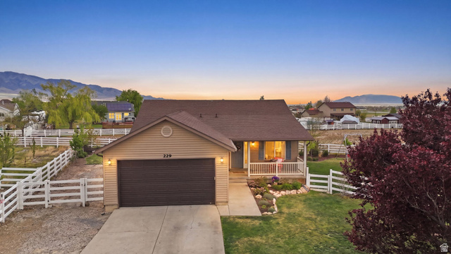 229  Alexander Ct
                     MLS #2153171