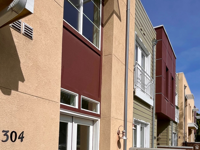 Main photo for 11304 S Ropemaker Rd #25-4