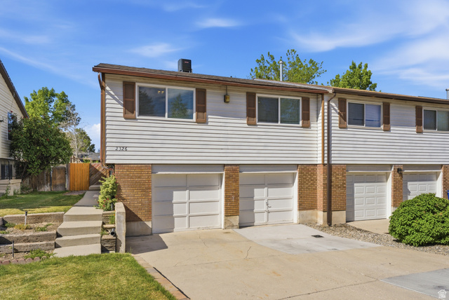 2326 W Heatherglen Dr
                     MLS #2153193