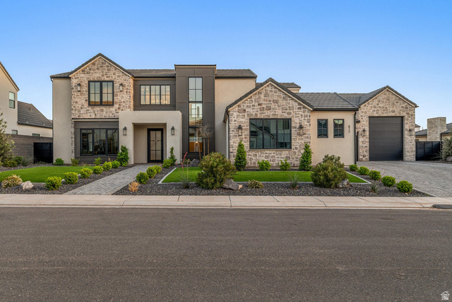 672 E Arina Way
                     MLS #2153232