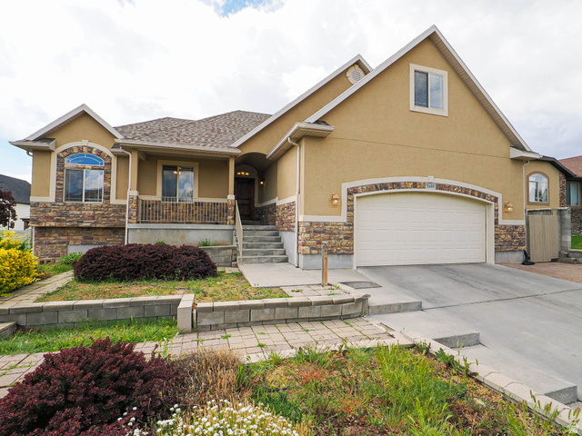 5689 W Lugano Dr
                     MLS #2153235