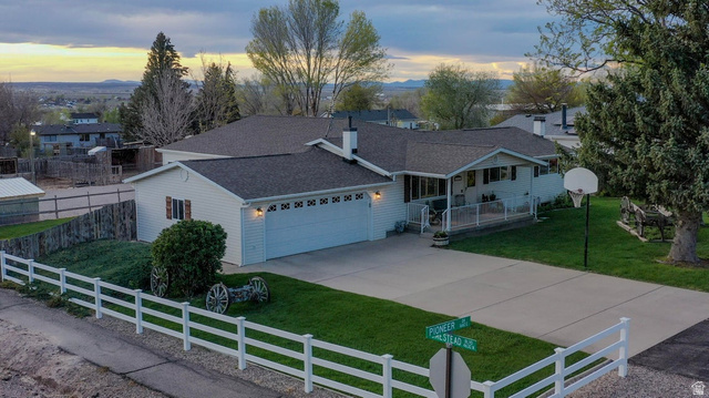 4637 N Pioneer Dr
                     MLS #2153250