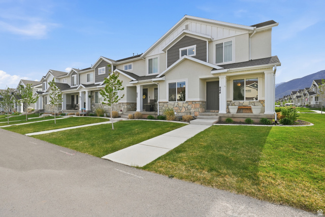 984 N Center St
                     MLS #2153256