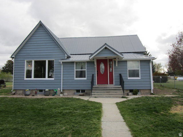 68 S 2ND ST, Downey ID 83234