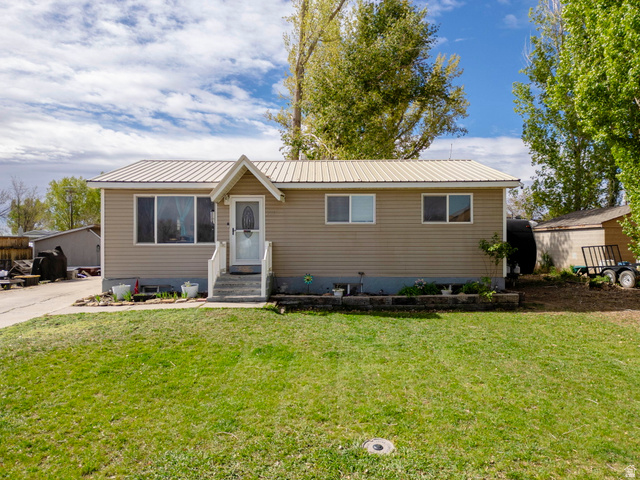756 E 400 N, Roosevelt UT 84066