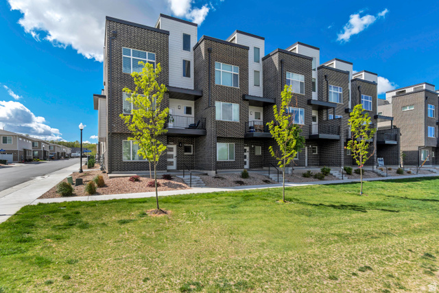 5502 W VICTORY LAP CT, West Valley City UT 84120