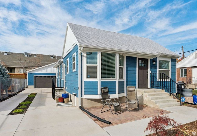 2724 S Lake St
                     MLS #2153568