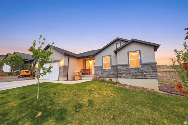 332  Red Rock Dr
                     MLS #2153780