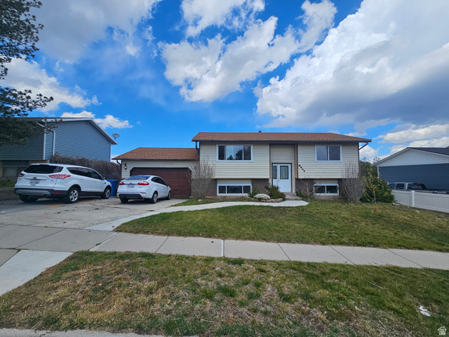 6048 W Borax Ave
                     MLS #2153833