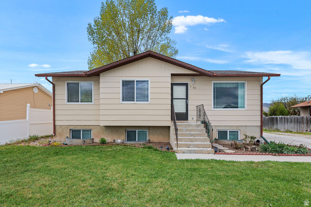 1130 S Cottonwood Ct
                     MLS #2153954