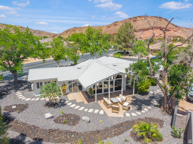 1355  Nelson Cir
                     MLS #2153975