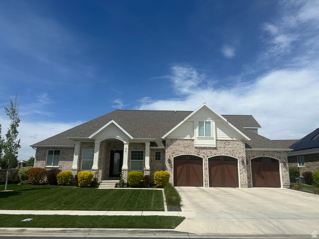 941 E 1000 N
                     MLS #2153983