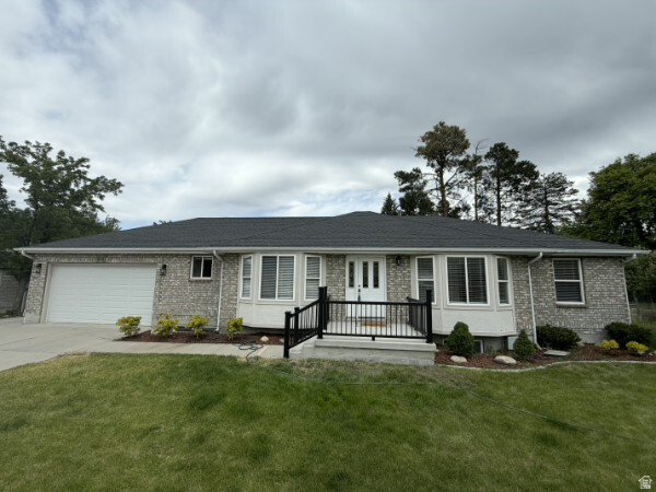 1901 E Frontier Rd
                     MLS #2153988