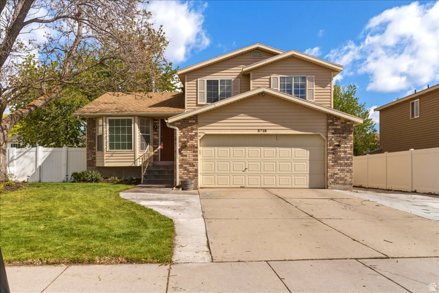 5718 W SUNBOW DR, Kearns UT 84118