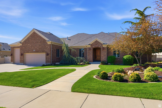 2847 W Amini Way
                     MLS #2154023