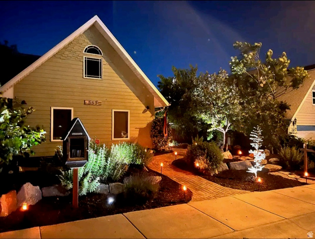 353 W Reed Ave
                     MLS #2154063