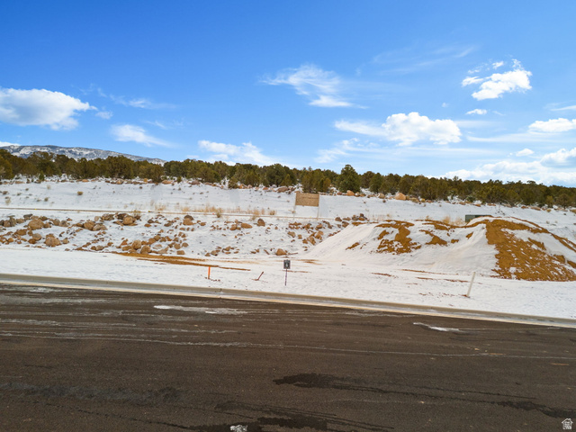 3185 W MOON CREST DR, Cedar City UT 84720