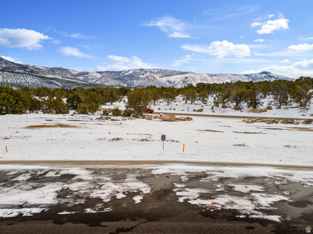 3157 W MOON CREST DR, Cedar City UT 84720