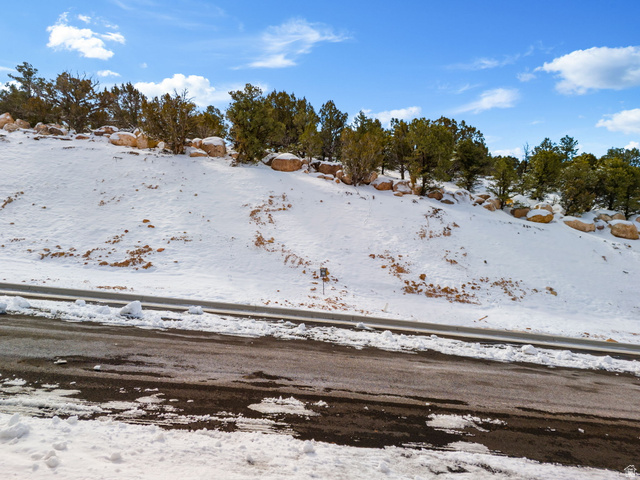 3183 W MOON CREST DR, Cedar City UT 84720