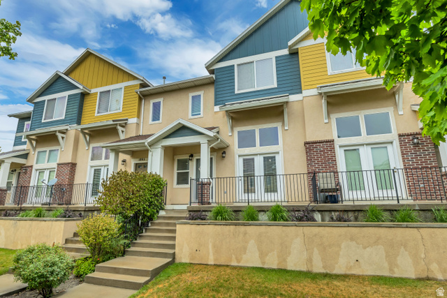 1099 E EAST GARDEN BEND PL, Sandy UT 84094