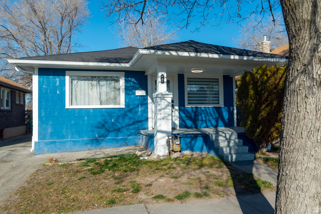 862 W Pacific Ave
                     MLS #2154293