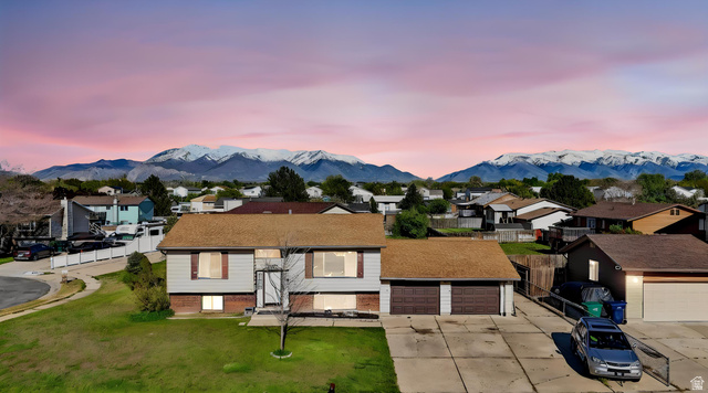 5592 S 3975 W
                     MLS #2154358