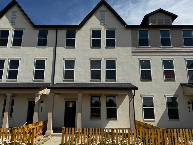 1876 W 1575 N #237
                     MLS #2154482