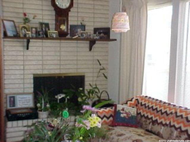 5292 S 3100 W, Roy, UT 84067 — photo 2