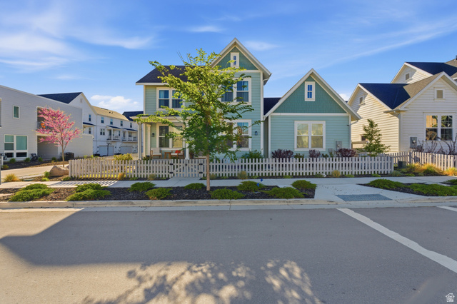 11151 S CHEVIOT HILLS LN, South Jordan UT 84009