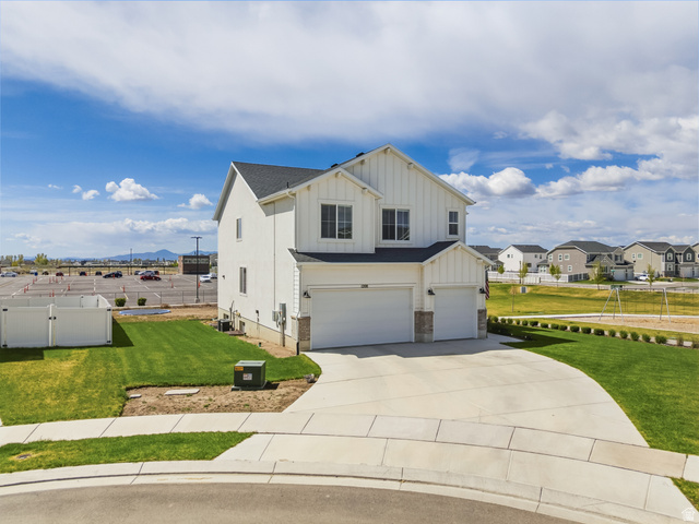 1208 E COACHLINE WAY, Eagle Mountain UT 84005