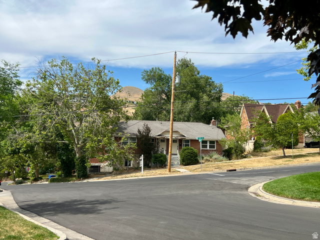 42 W 500 N, Salt Lake City, UT 84103 — photo 2