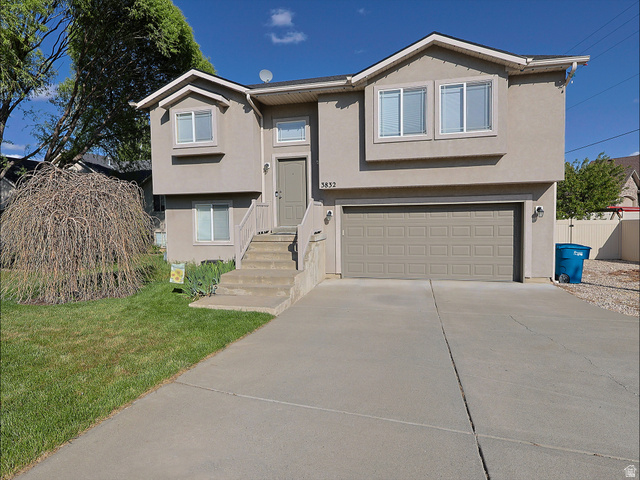 3832 PARKER DR, Riverdale UT 84405