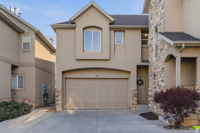 1592 W WYNVIEW LN, South Jordan UT 84095