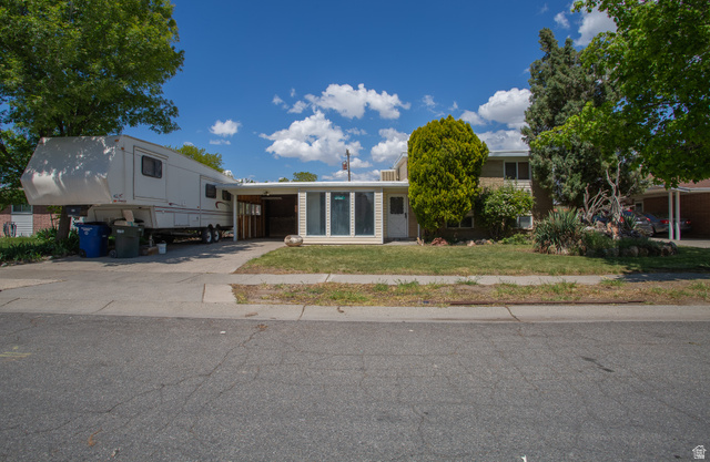 4380 W Rutgers Ave
                     MLS #2154930