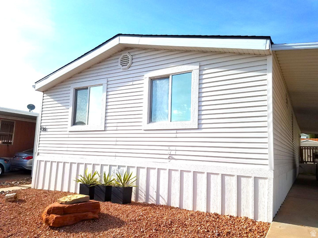 136 N 1450 N DIXIE DOWNS, St George UT 84770